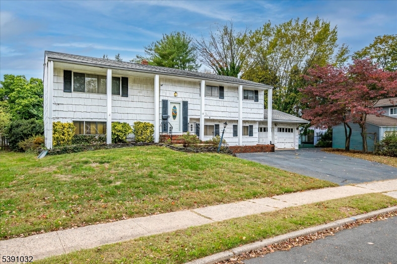 12 Barker Rd