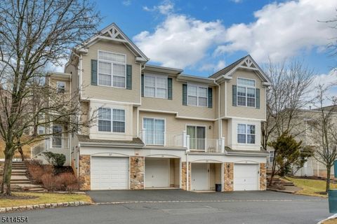 24 Dudley Ct Green Brook Twp. NJ 08812