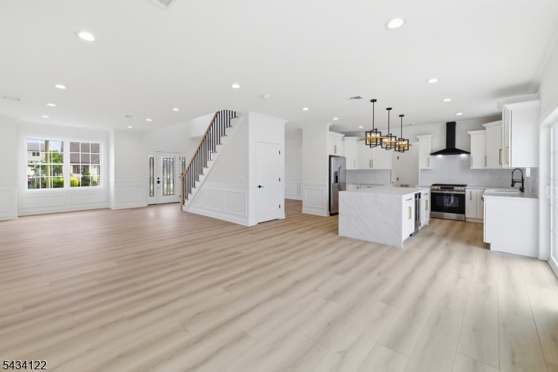 137 Platt Ave