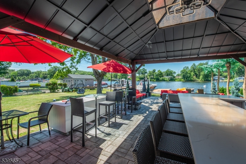 109 Mount Arlington Blvd
