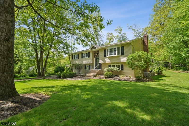 15 Longhill Rd