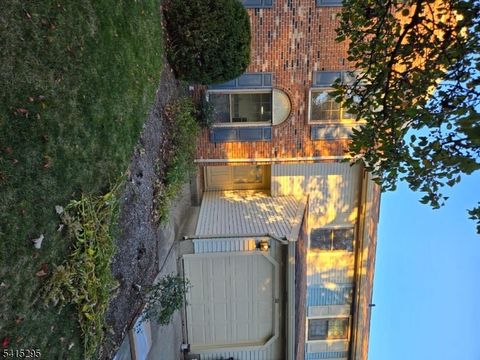 38 Fox Hill Ln Hillsborough Twp. NJ 08844