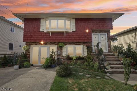 1025 Koelle Blvd Secaucus Town NJ 07094