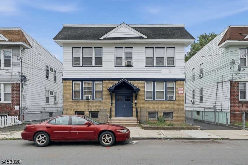 66 Halstead St 4