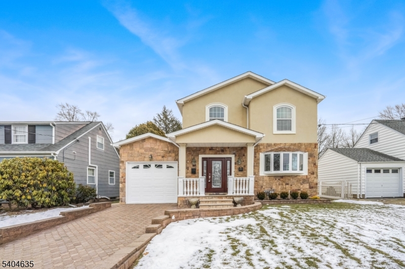 585 Mount Prospect Ave