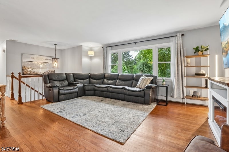 109 Pleasant Hill Rd