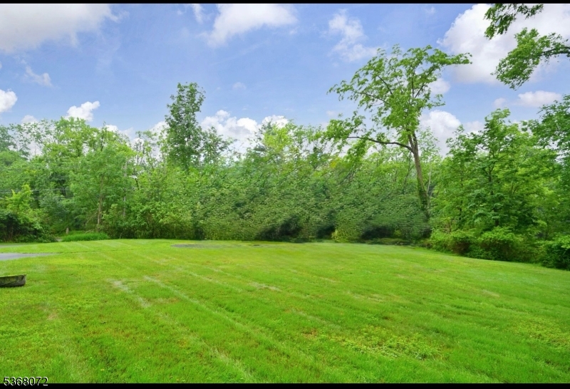 54 W Hobart Gap Rd