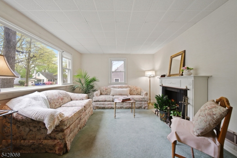 34 Zimmer Ave