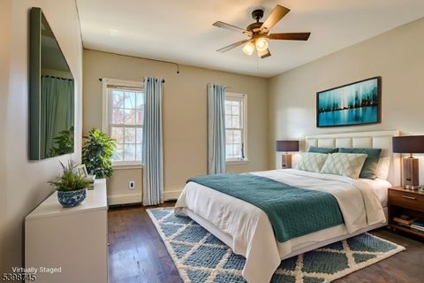 412 S 7Th St Newark City NJ 07103