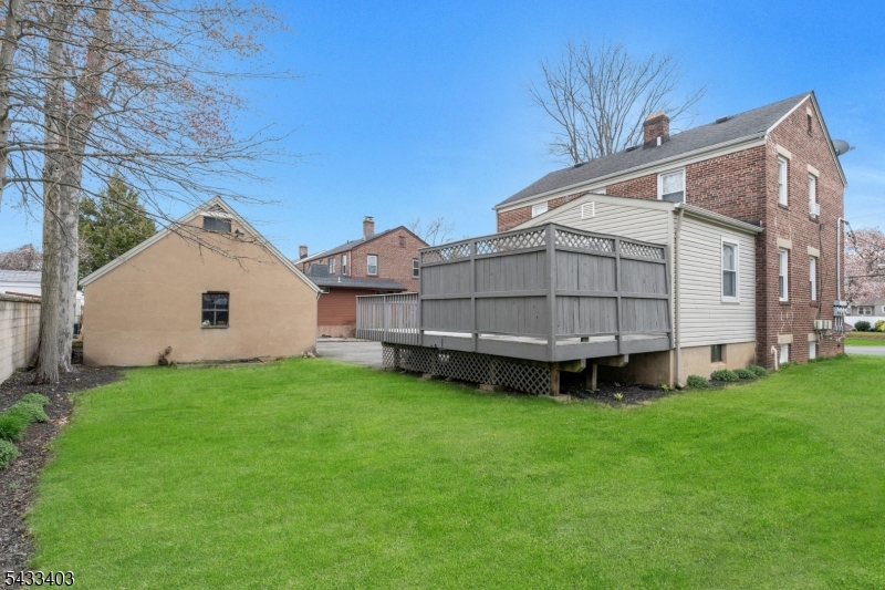 228 Willow Ave