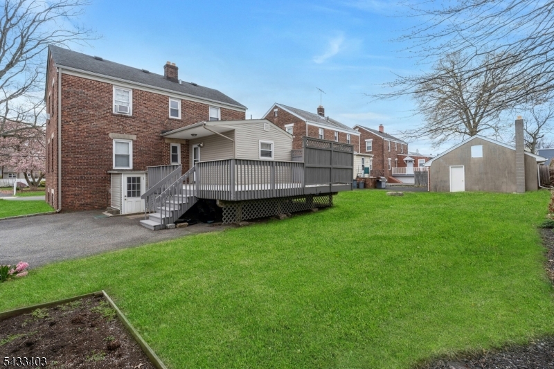228 Willow Ave