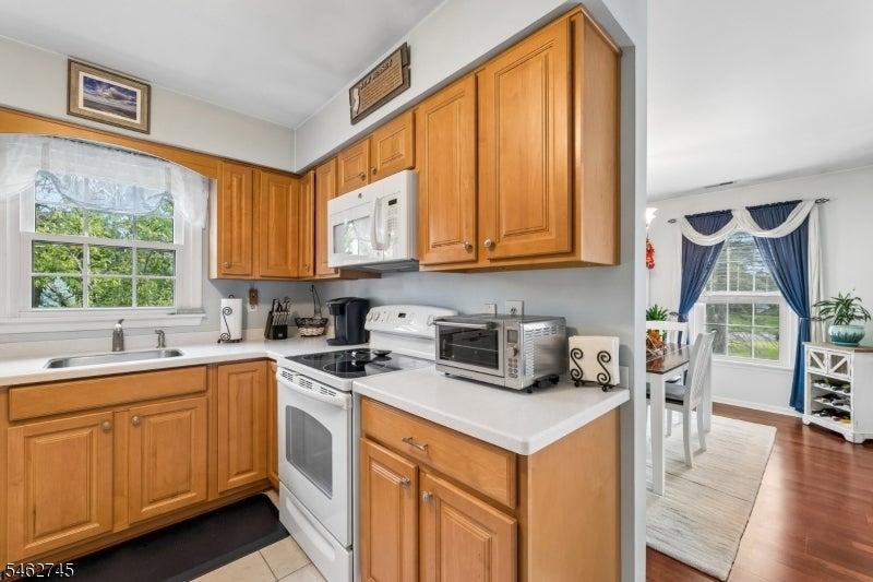250 Nuthatch Ct