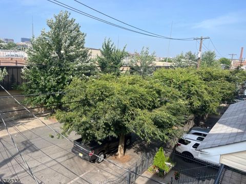 27-29 Camp St 3 Newark City NJ 07102