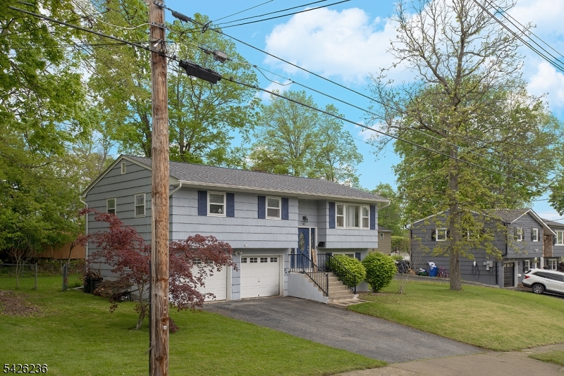 10 Birch Dr
