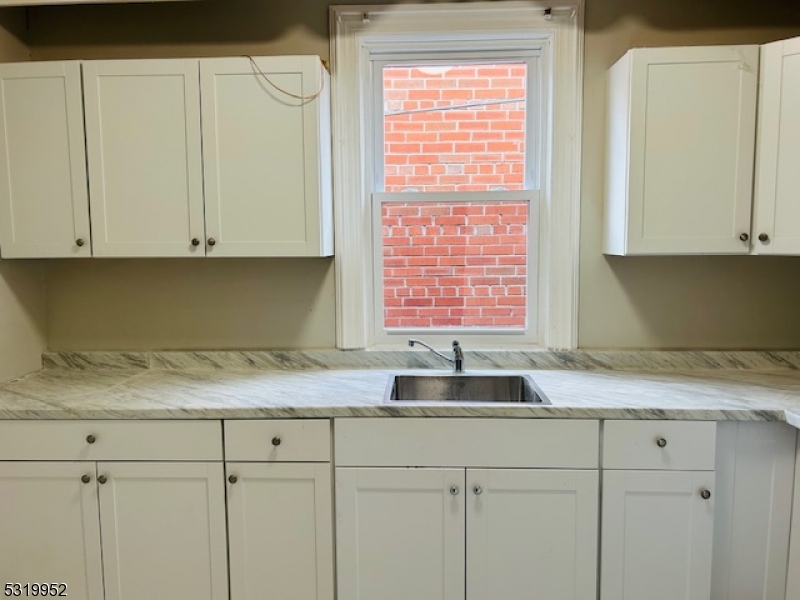 75 Main St