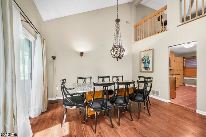 8 Mullarkey Dr