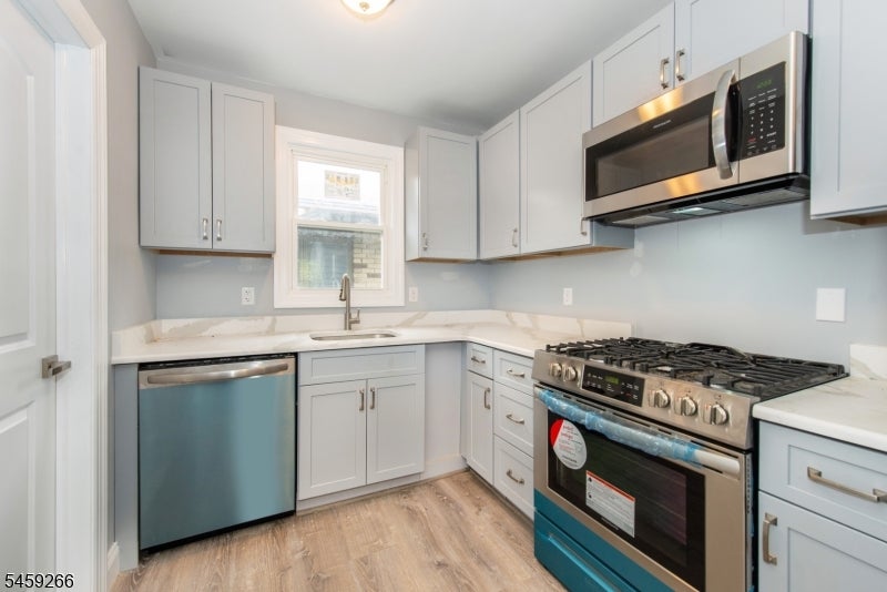 31 Mulberry St