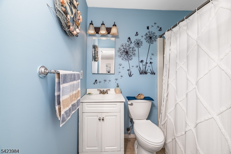 14 Village Way Unit 4 4