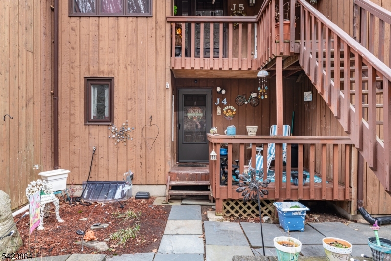 14 Village Way Unit 4 4