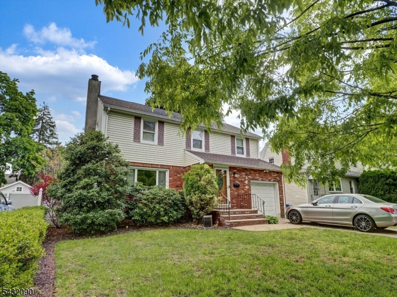 144 Lake St