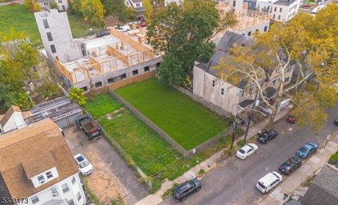 Photo of 252 Ellis Ave, Irvington, NJ 07111 (MLS # 3994785)