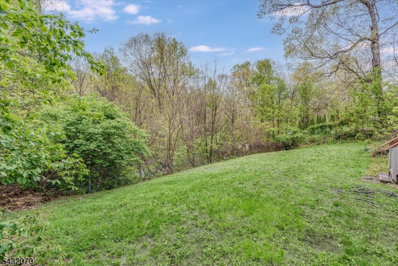 47 Woodland Dr