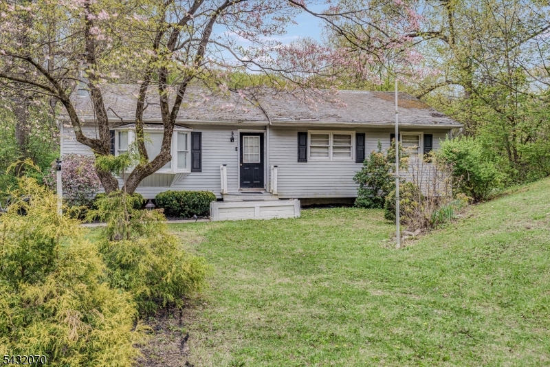 47 Woodland Dr
