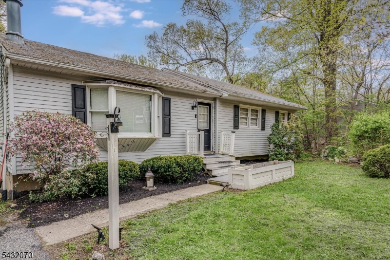 47 Woodland Dr