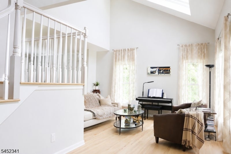 4 Augusta Ct