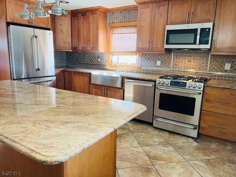 3 Freeman Pl Nutley Twp. NJ 07110