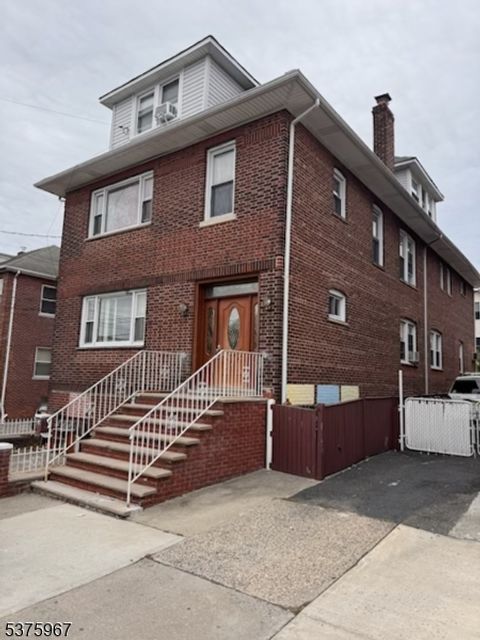 519 73rd St North Bergen Twp. NJ 07047