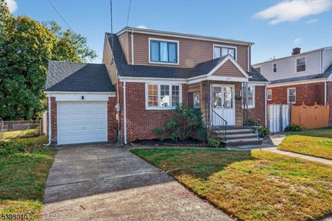 220 Hillman Dr Elmwood Park Boro NJ 07407