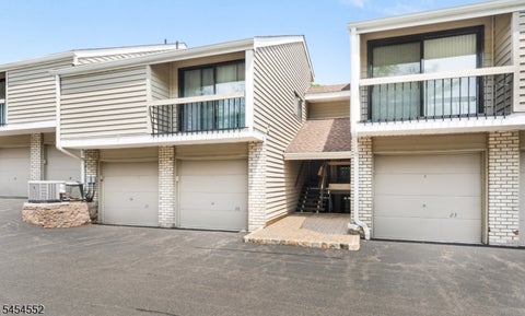 Photo for 25 Hillside Ct