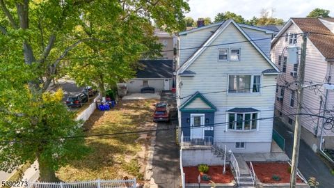 Photo of 75 Mount Prospect Ave, Belleville, NJ 07109 (MLS # 3993434)