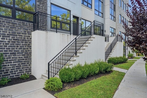 Photo for 420 River Dr 213