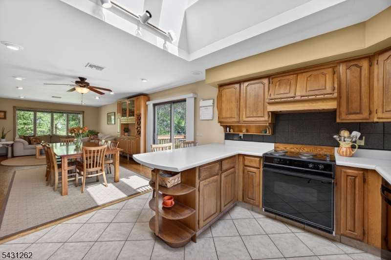 7 Sheba Dr