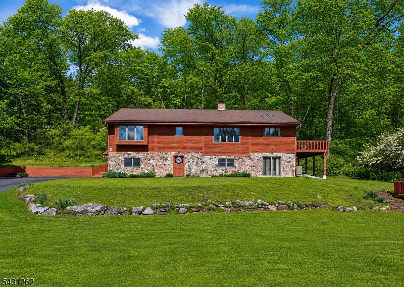 7 Sheba Dr