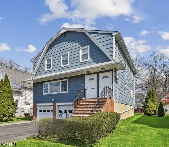 545 Trinity Pl
