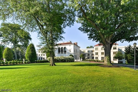 Photo for 110 South St 101