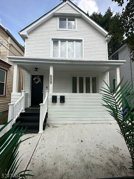 659 Nassau St 1