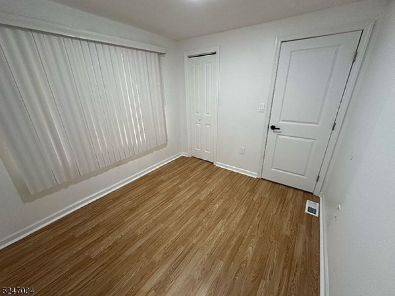 659 Nassau St 1