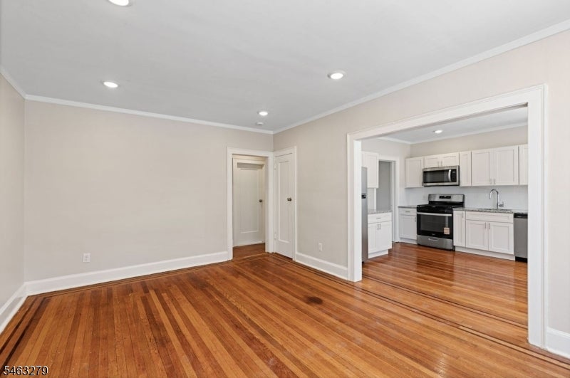 55 Grove St 102