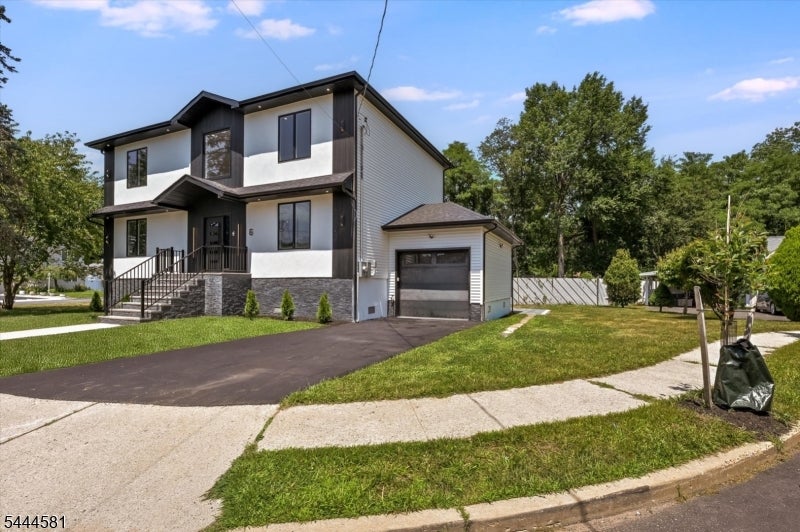 6 Patton Ct
