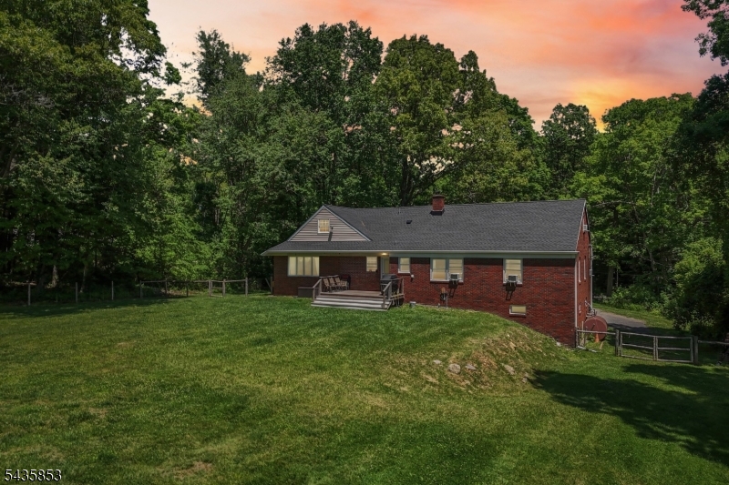 26 Huntsville Rd
