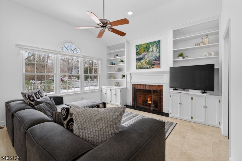 236 White Oak Ridge Rd