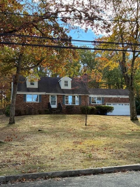 Photo of 13 Greenbrier Rd, Green Brook, NJ 08812 (MLS # 3993948)
