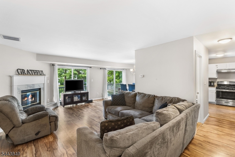 5 Garden Ct