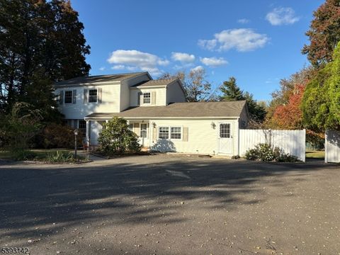 Photo of 2 Washington St, Rocky Hill, NJ 08553 (MLS # 3995061)