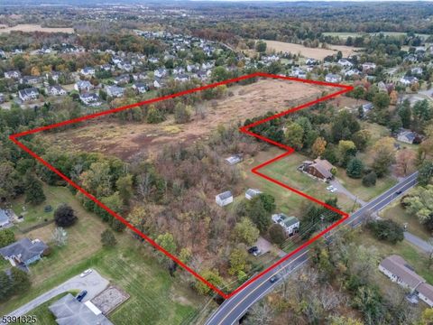 33 Sergeantsville Rd Raritan Twp. NJ 08822