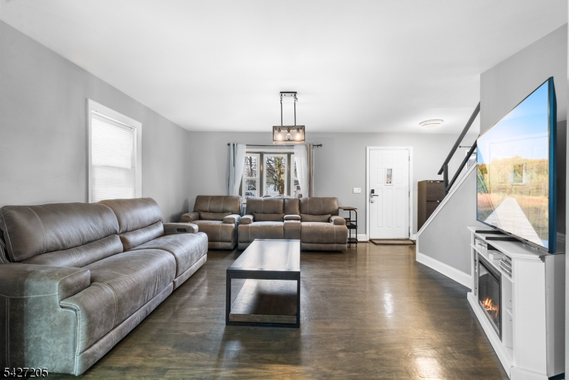 355 Hunter Ave